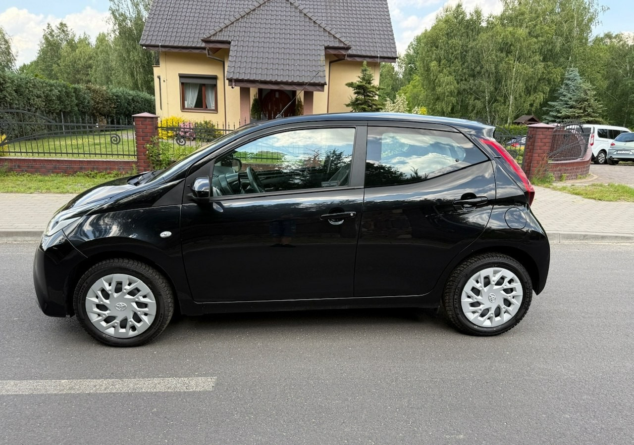 Toyota Aygo II Toyota Aygo 1.0-16V Klima Salon PL 24651km Model 2021 - Hatchback: billede 2 Toyota Aygo II Toyota Aygo 1.0-16V Klima Salon PL 24651km Model 2021 - Hatchback: billede 2