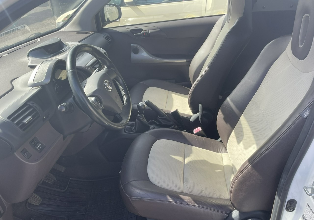Toyota IQ Toyota iQ Klima - Hatchback: billede 5 Toyota IQ Toyota iQ Klima - Hatchback: billede 5