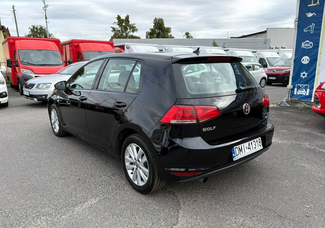 Volkswagen Golf VII VII 1,6 TDI 110KM 153TKM Klimatronik Navi Alu PDC 2015 Bez wkładu fi - Hatchback: billede 4 Volkswagen Golf VII VII 1,6 TDI 110KM 153TKM Klimatronik Navi Alu PDC 2015 Bez wkładu fi - Hatchback: billede 4