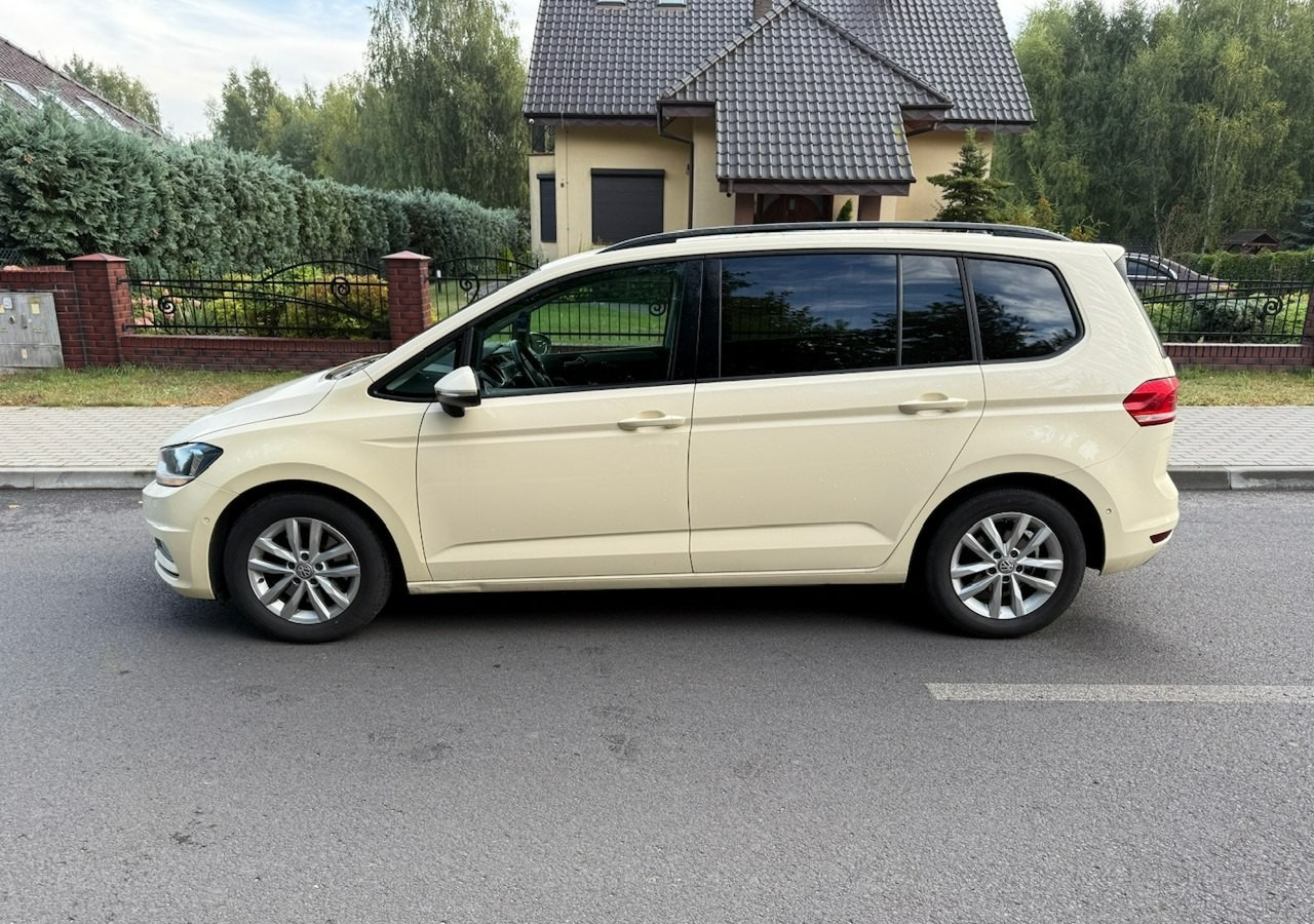 Volkswagen Touran III 2.0 TDI DSG 120 KM Automat 7osobowy Klima Skóra Full Serwis 2020 - Stationcar: billede 5 Volkswagen Touran III 2.0 TDI DSG 120 KM Automat 7osobowy Klima Skóra Full Serwis 2020 - Stationcar: billede 5