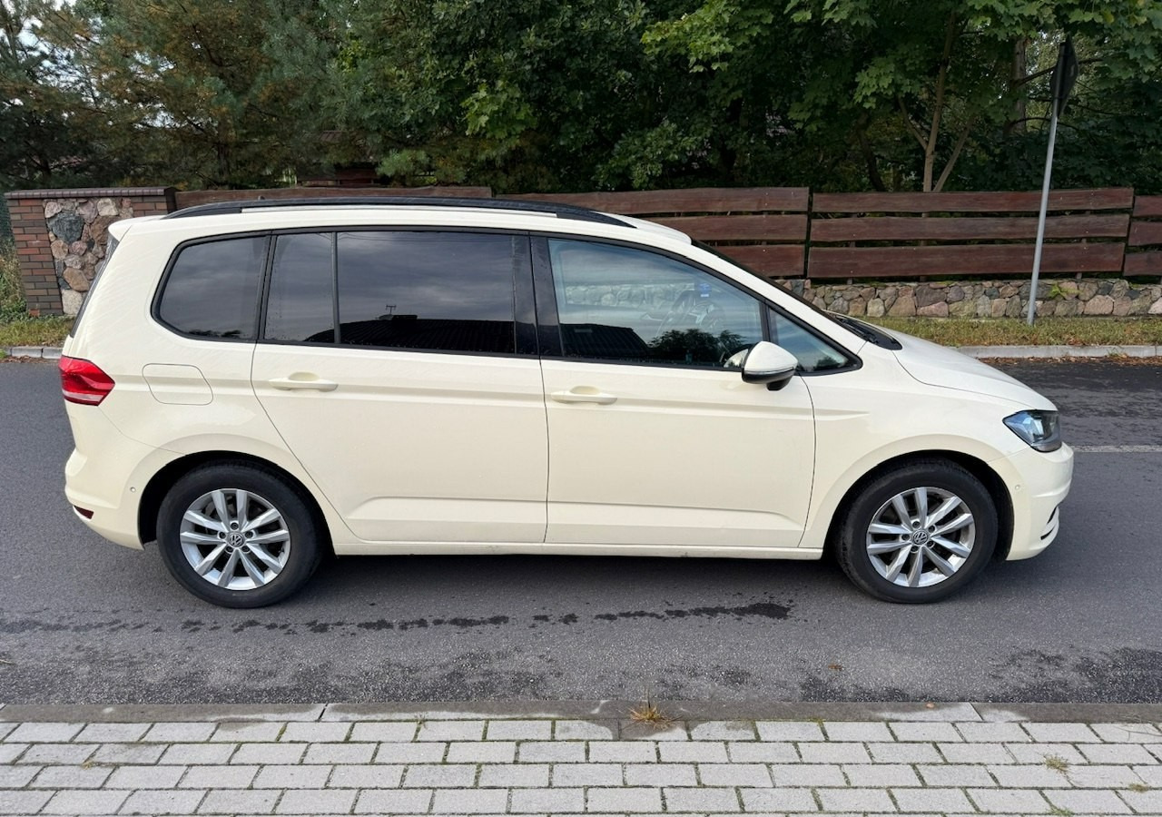 Volkswagen Touran III 2.0 TDI DSG 120 KM Automat 7osobowy Klima Skóra Full Serwis 2020 - Stationcar: billede 2 Volkswagen Touran III 2.0 TDI DSG 120 KM Automat 7osobowy Klima Skóra Full Serwis 2020 - Stationcar: billede 2