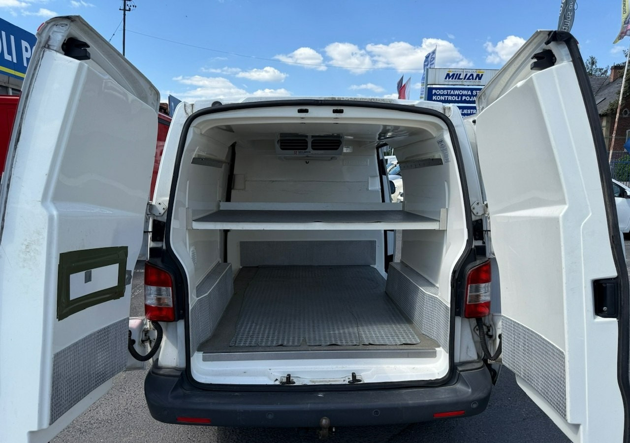 Volkswagen Transporter Transporter T5 LIFT 2.0-180 KM, DSG7 Chłodnia Konvekta Model 2012 - Kølebil: billede 1 Volkswagen Transporter Transporter T5 LIFT 2.0-180 KM, DSG7 Chłodnia Konvekta Model 2012 - Kølebil: billede 1