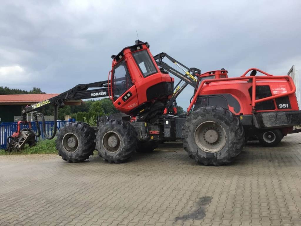 Komatsu 951 - Skovmaskine: billede 3 Komatsu 951 - Skovmaskine: billede 3