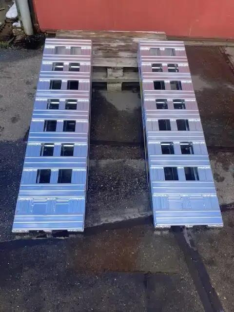 HH Aluminium oprijplanken 13 ton - Læsserampe: billede 1 HH Aluminium oprijplanken 13 ton - Læsserampe: billede 1