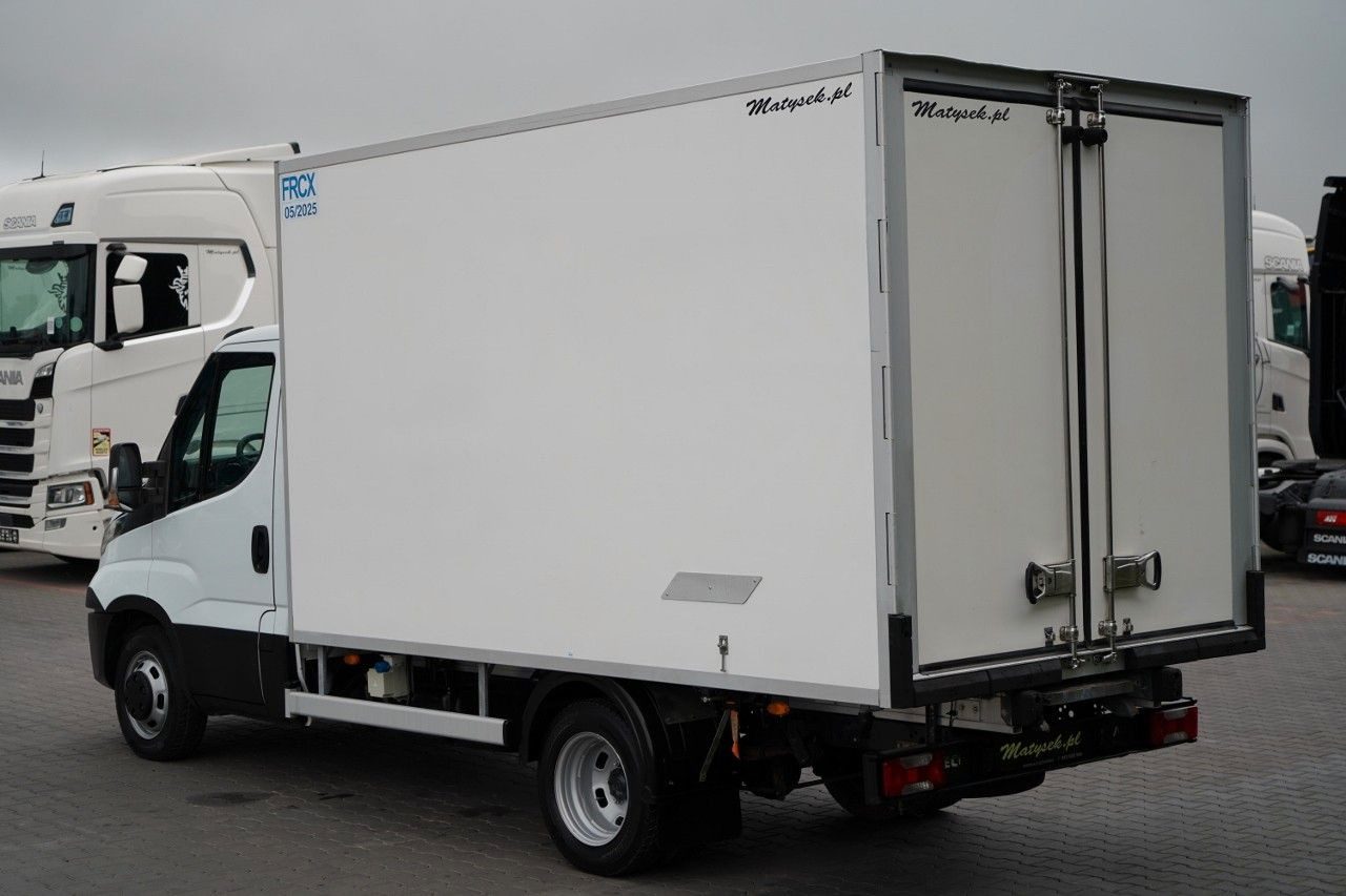 Iveco DAILY 35.120 / CHŁODNIA LAMBERET / AGREGAT CARRI - Kølebil: billede 5 Iveco DAILY 35.120 / CHŁODNIA LAMBERET / AGREGAT CARRI - Kølebil: billede 5