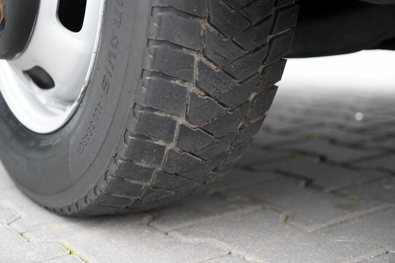 Kølebil Iveco DAILY 35.120 / CHŁODNIA LAMBERET / AGREGAT CARRI: billede 11 Kølebil Iveco DAILY 35.120 / CHŁODNIA LAMBERET / AGREGAT CARRI: billede 11