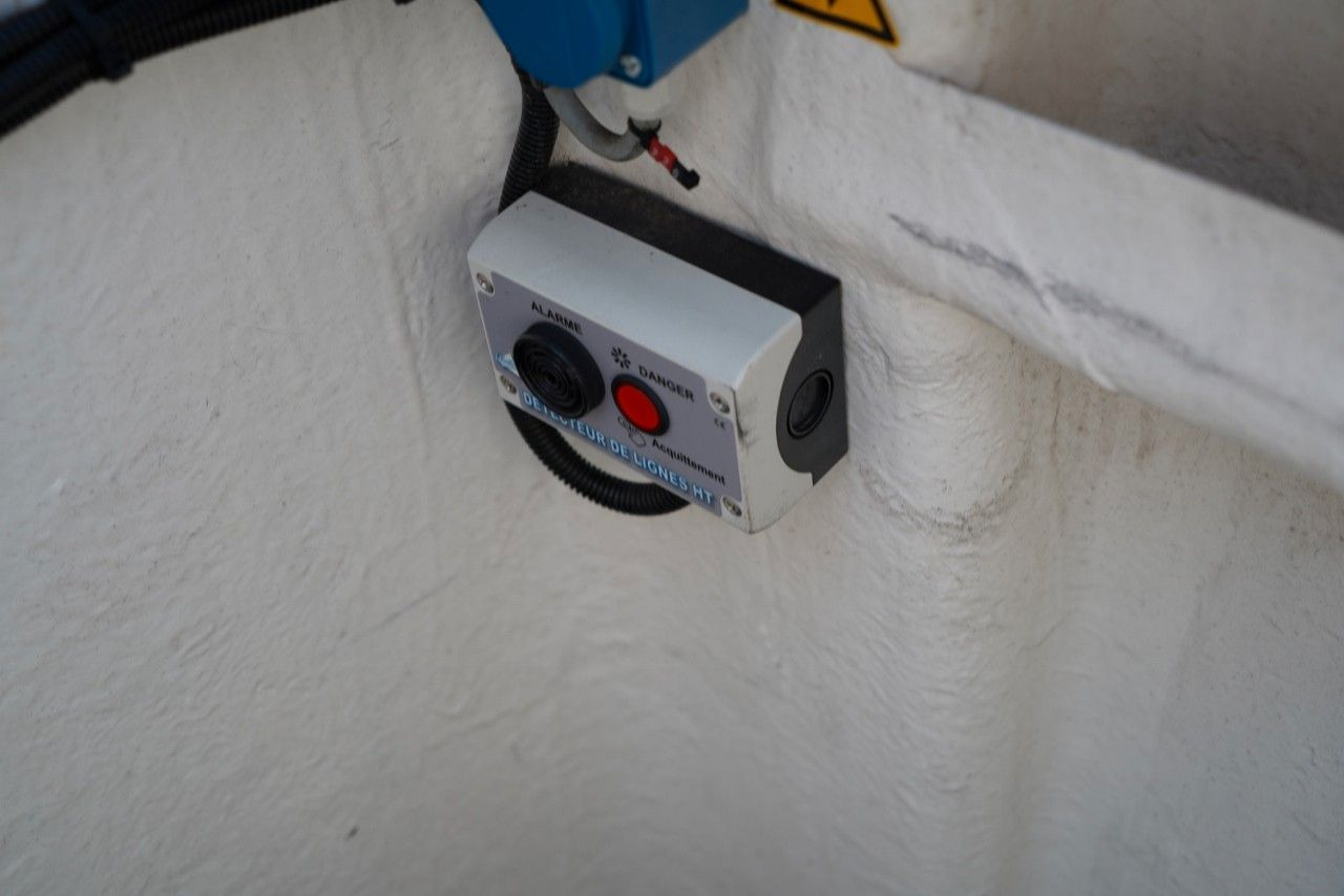 Lastbil med mandskabslift Iveco DAILY 35-140 / ZWYŻKA / PODNOŚNIK KOSZOWY FRANCE: billede 23