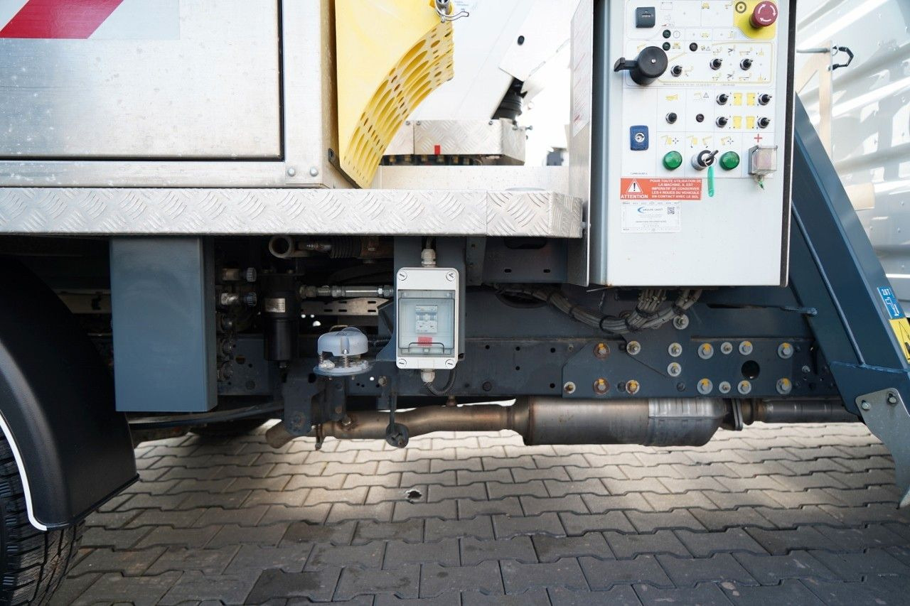 Lastbil med mandskabslift Iveco DAILY 35-140 / ZWYŻKA / PODNOŚNIK KOSZOWY FRANCE: billede 14