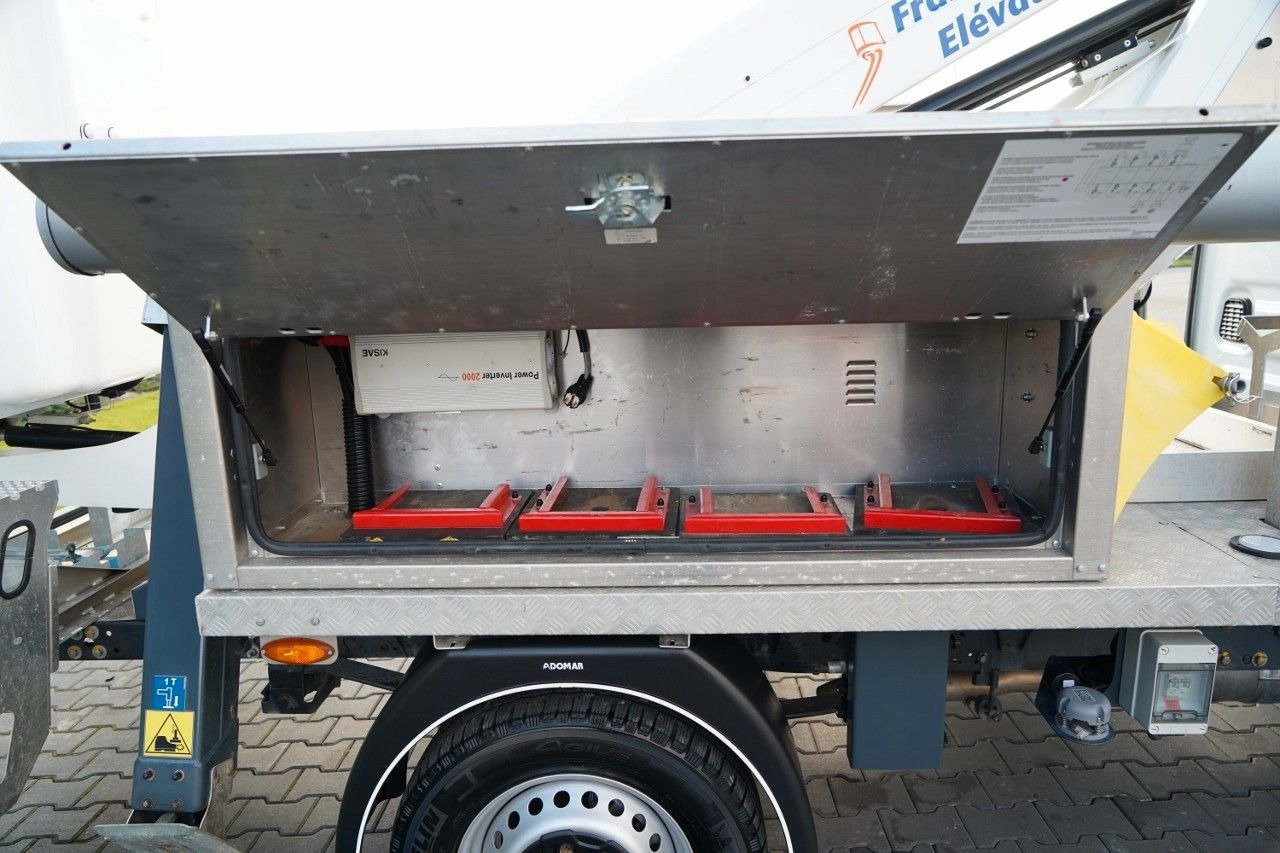 Lastbil med mandskabslift Iveco DAILY 35-140 / ZWYŻKA / PODNOŚNIK KOSZOWY FRANCE: billede 17