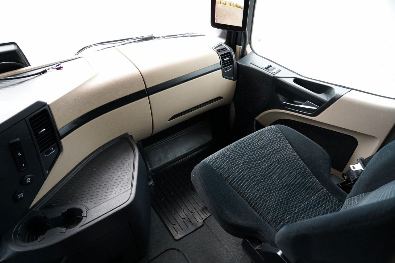 Leje en  Mercedes-Benz ACTROS / 2545 / SOLÓWKA  / 6x2 / I-PARK COOL / Mercedes-Benz ACTROS / 2545 / SOLÓWKA  / 6x2 / I-PARK COOL /: billede 36