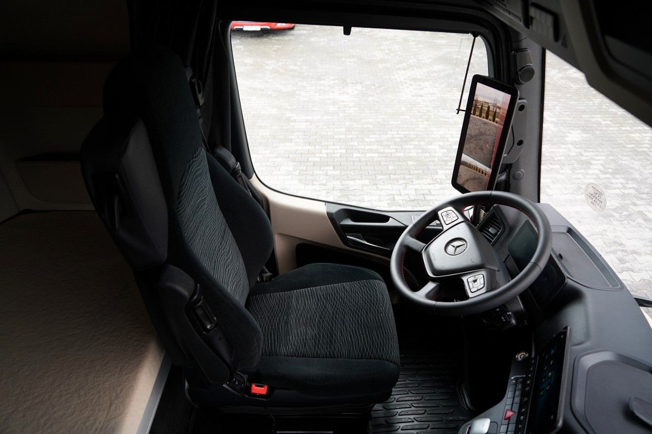 Leje en  Mercedes-Benz ACTROS / 2545 / SOLÓWKA  / 6x2 / I-PARK COOL / Mercedes-Benz ACTROS / 2545 / SOLÓWKA  / 6x2 / I-PARK COOL /: billede 32