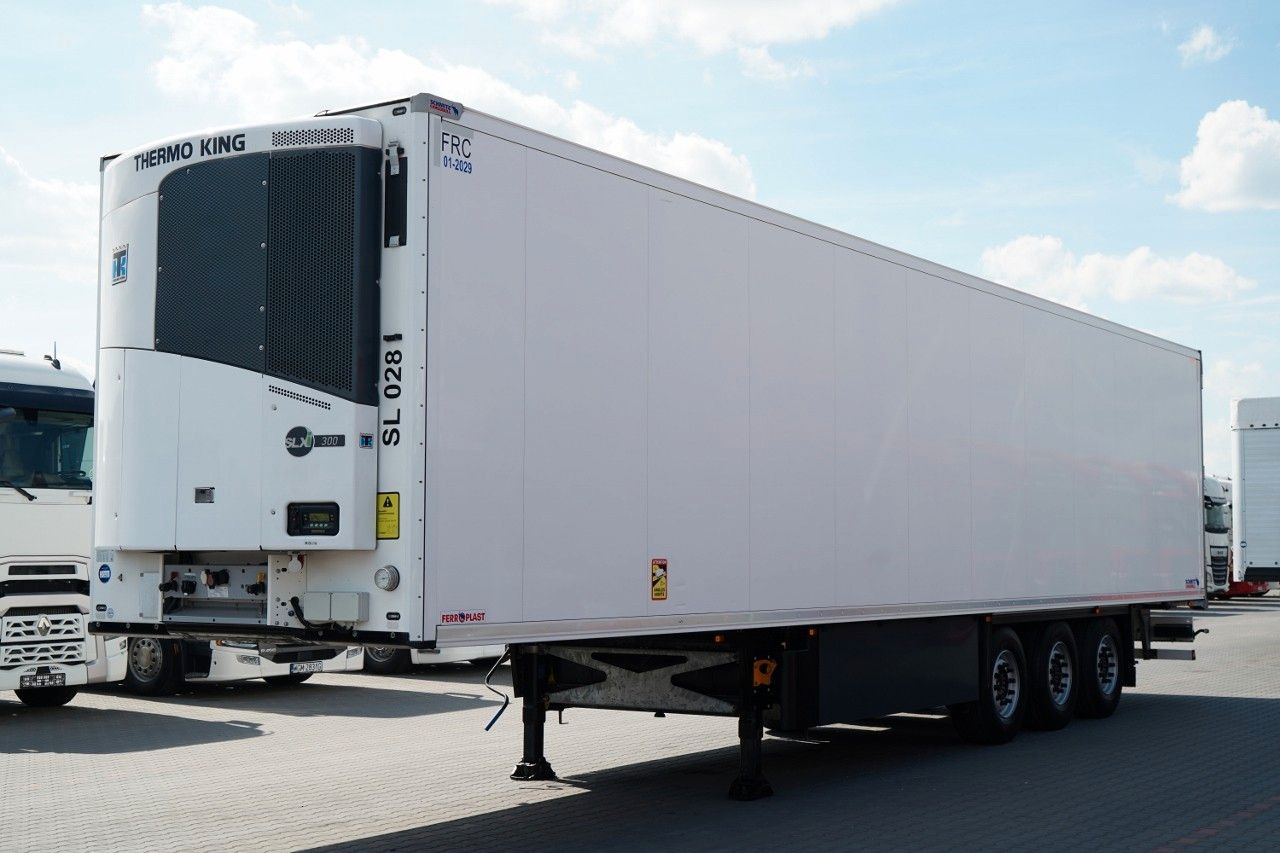 Schmitz Cargobull 023 ROK / CHŁODNIA / THERMO KING SLX 300 / DOPPE - Kølevogn sættevogn: billede 2 Schmitz Cargobull 023 ROK / CHŁODNIA / THERMO KING SLX 300 / DOPPE - Kølevogn sættevogn: billede 2