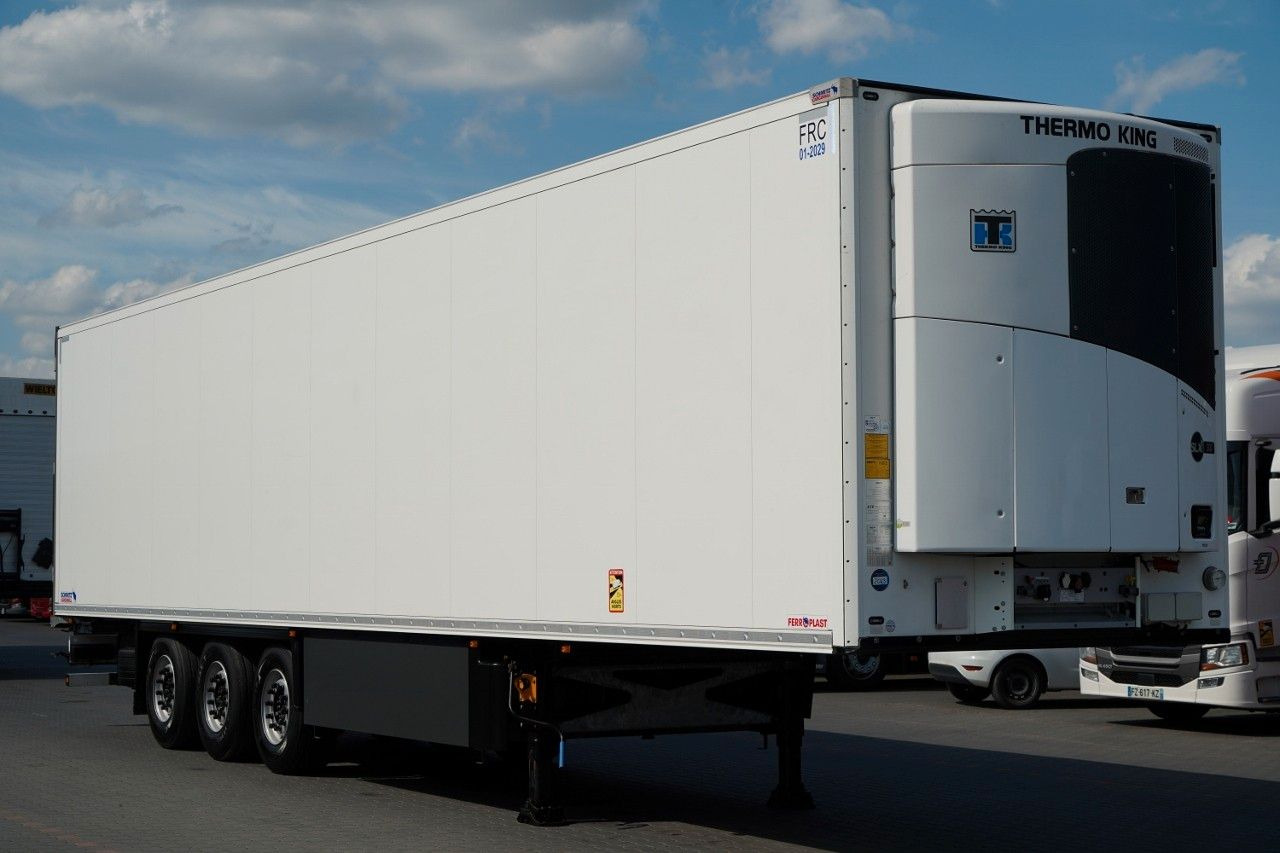 Schmitz Cargobull 023 ROK / CHŁODNIA / THERMO KING SLX 300 / DOPPE - Kølevogn sættevogn: billede 1 Schmitz Cargobull 023 ROK / CHŁODNIA / THERMO KING SLX 300 / DOPPE - Kølevogn sættevogn: billede 1