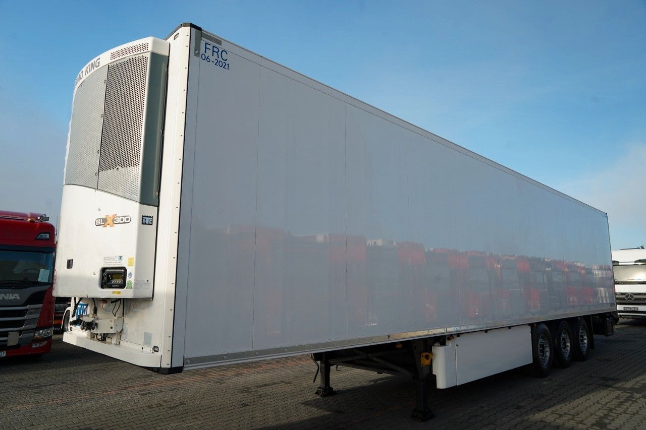 Schmitz Cargobull / CHŁODNIA / THERMO KING SLX 300 / HAKÓWKA / OŚ - Kølevogn sættevogn: billede 2 Schmitz Cargobull / CHŁODNIA / THERMO KING SLX 300 / HAKÓWKA / OŚ - Kølevogn sættevogn: billede 2