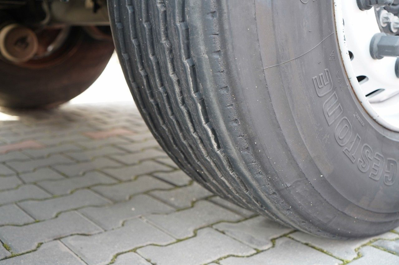 Gardintrailer Schmitz Cargobull / FIRANKA / STANDARD / OŚ PODNOSZONA / DACH PODN: billede 23