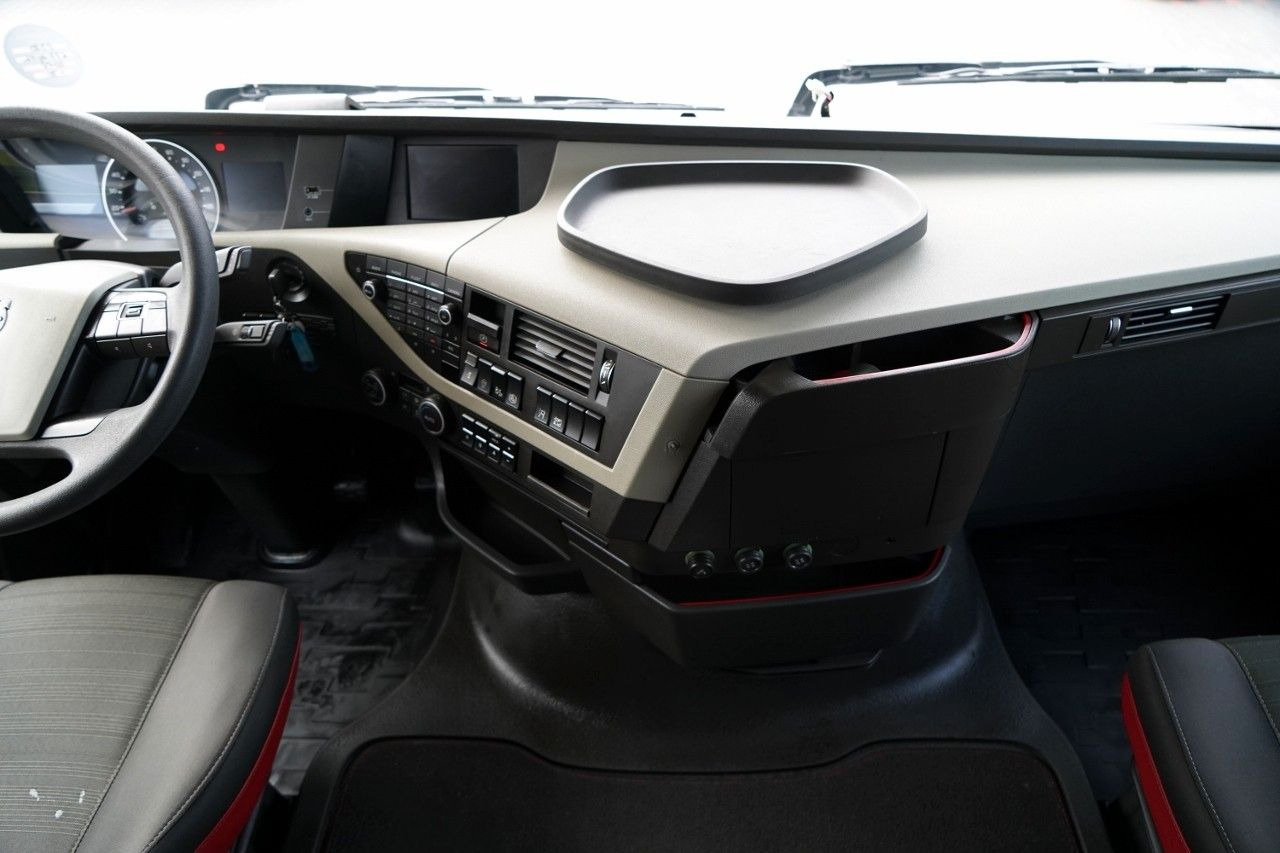 Leje en  Volvo FH 500 / STANDARD / 2018 Volvo FH 500 / STANDARD / 2018: billede 31