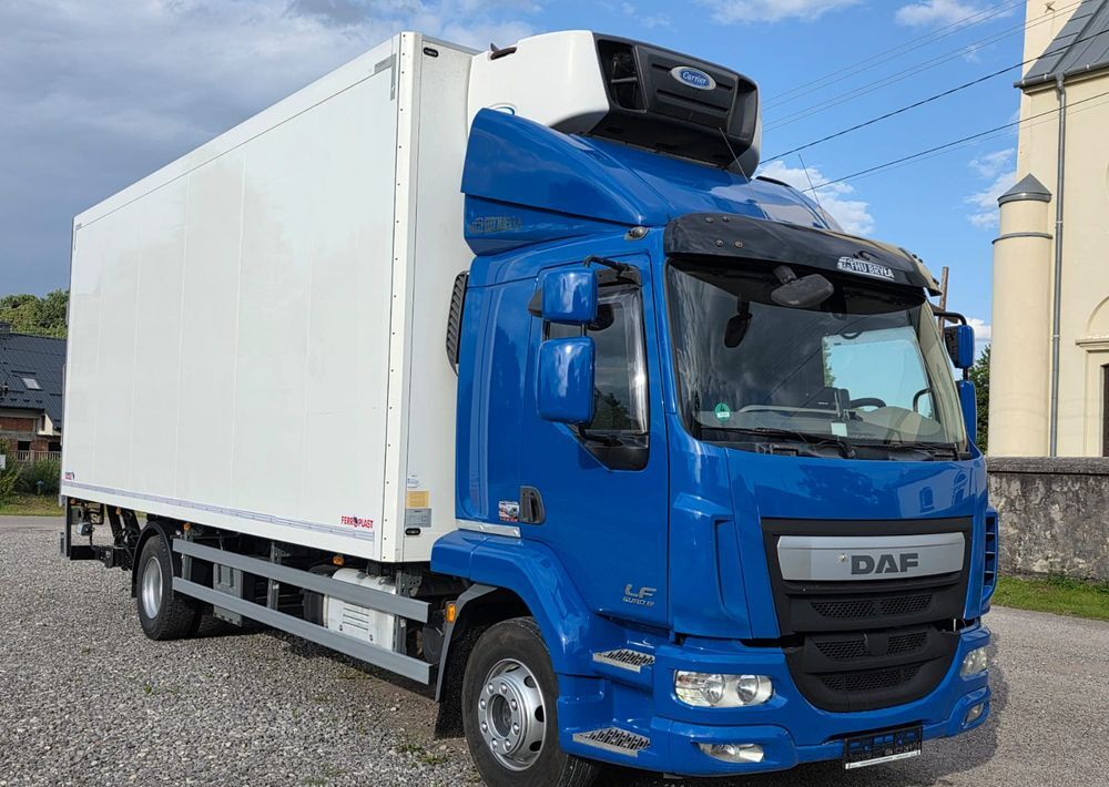 DAF LF 290 / CHŁODNIA / WINDA / AGREGAT CARIER / EURO 6 / 17 PALET / SPROWADZONY / AUTOMAT / SYPIALKA - Kølevogn lastbil: billede 1 DAF LF 290 / CHŁODNIA / WINDA / AGREGAT CARIER / EURO 6 / 17 PALET / SPROWADZONY / AUTOMAT / SYPIALKA - Kølevogn lastbil: billede 1