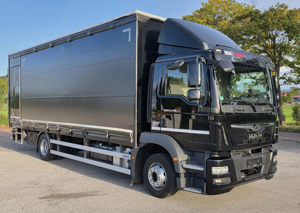 MAN TGM 12.290 / 15.290 / E6/ FIRANKA /BOCZNE DRZWI / BURTO-FIRANKA / 18PALET / WINDA / NISKI PRZEBIEG / 2018/ CAŁY NA PODUSZKACH / SERWISOWANY - Lastbil med presenning: billede 2 MAN TGM 12.290 / 15.290 / E6/ FIRANKA /BOCZNE DRZWI / BURTO-FIRANKA / 18PALET / WINDA / NISKI PRZEBIEG / 2018/ CAŁY NA PODUSZKACH / SERWISOWANY - Lastbil med presenning: billede 2