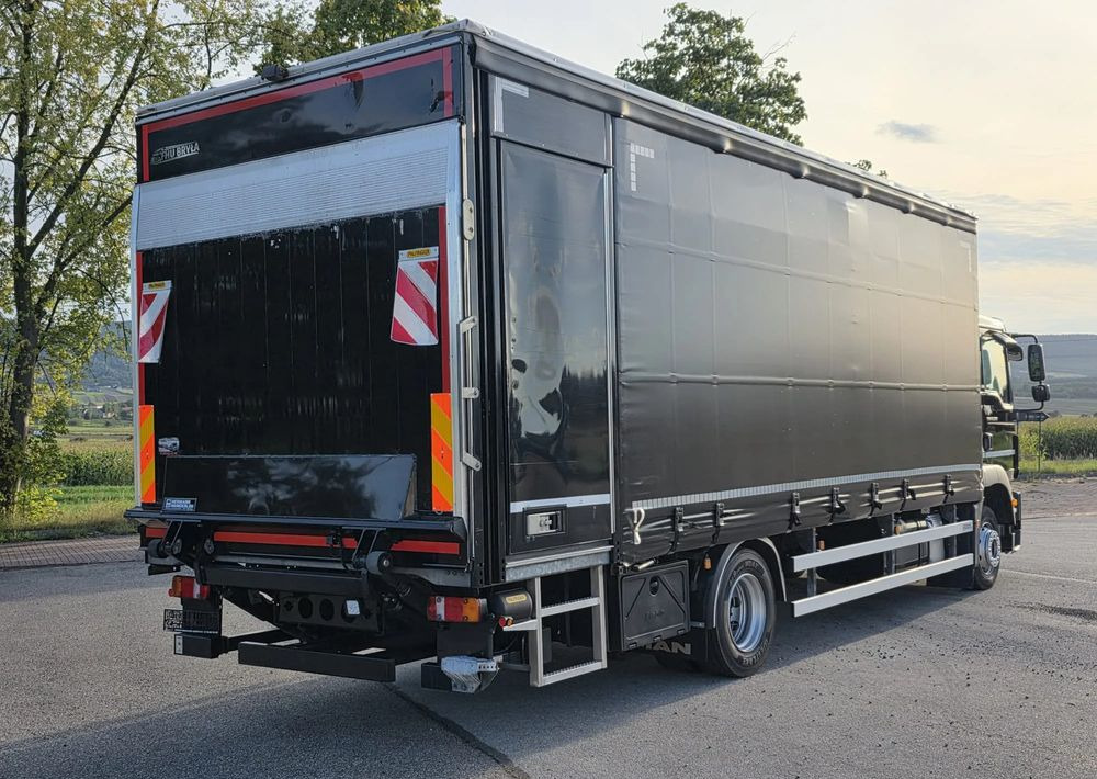 MAN TGM 12.290 / 15.290 / E6/ FIRANKA /BOCZNE DRZWI / BURTO-FIRANKA / 18PALET / WINDA / NISKI PRZEBIEG / 2018/ CAŁY NA PODUSZKACH / SERWISOWANY - Lastbil med presenning: billede 5 MAN TGM 12.290 / 15.290 / E6/ FIRANKA /BOCZNE DRZWI / BURTO-FIRANKA / 18PALET / WINDA / NISKI PRZEBIEG / 2018/ CAŁY NA PODUSZKACH / SERWISOWANY - Lastbil med presenning: billede 5