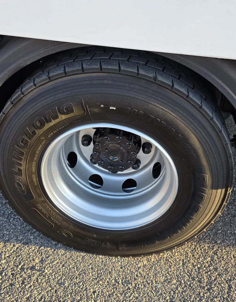 Lastbil varevogn MAN TGM 15.290 / TGL / KONTENER / IZOTERMA / WINDA / KLIMA POSTOJOWA / 2019R / EURO 6 / PEŁEN SERWIS /  8200KG ŁADOWNOŚĆ  / SPROWADZONY / ZADBANY / JAK NOWY /  KSIĄŻKA SERWISOWA / E6 / 18 PALET: billede 16