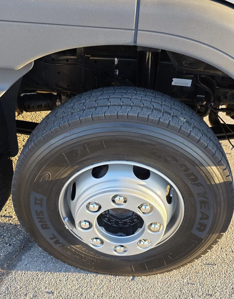 Lastbil varevogn MAN TGM 15.290 / TGL / KONTENER / IZOTERMA / WINDA / KLIMA POSTOJOWA / 2019R / EURO 6 / PEŁEN SERWIS /  8200KG ŁADOWNOŚĆ  / SPROWADZONY / ZADBANY / JAK NOWY /  KSIĄŻKA SERWISOWA / E6 / 18 PALET: billede 17