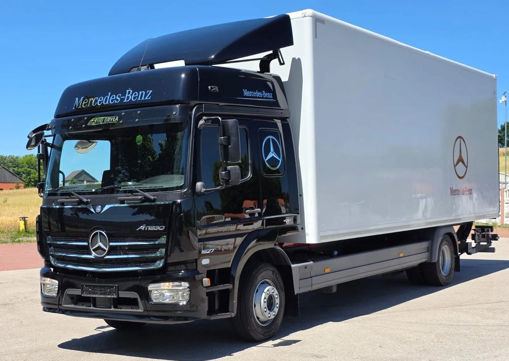 Mercedes-Benz ATEGO 1527/1530/IZOTERMA/WINDA/SPROWADZONY/E6/PIERWSZY WŁAŚCICIEL/AUTOMAT/18EURO PALET/STAN BARDZO DOBRY - Kølevogn lastbil: billede 1 Mercedes-Benz ATEGO 1527/1530/IZOTERMA/WINDA/SPROWADZONY/E6/PIERWSZY WŁAŚCICIEL/AUTOMAT/18EURO PALET/STAN BARDZO DOBRY - Kølevogn lastbil: billede 1
