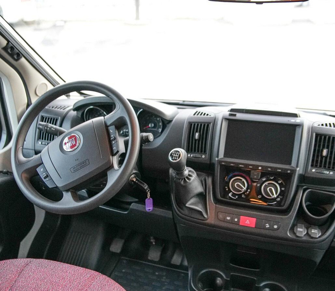 Knaus LIVE TRAVELLER 600 - Autocamper med alkove: billede 5 Knaus LIVE TRAVELLER 600 - Autocamper med alkove: billede 5