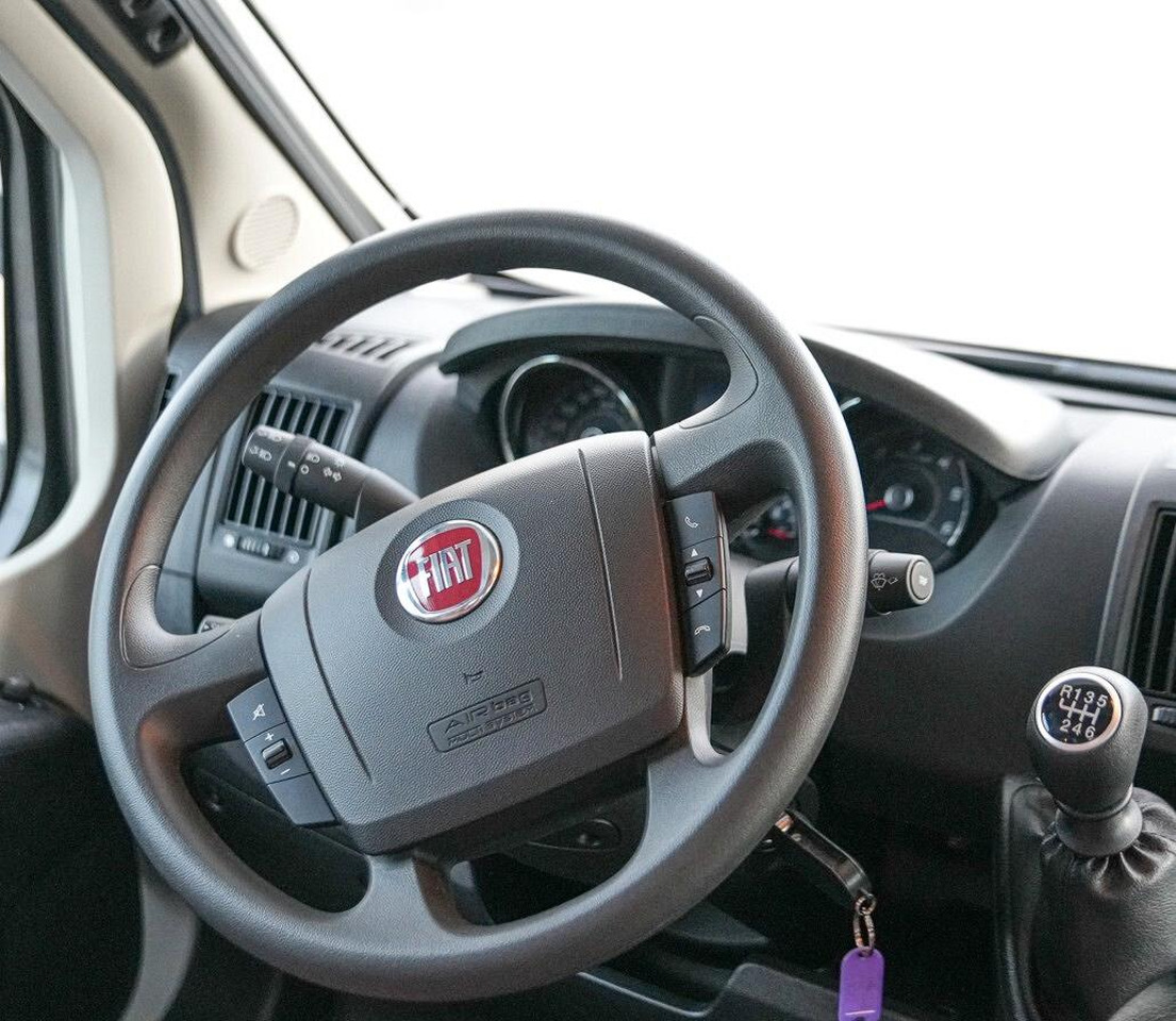 Knaus LIVE TRAVELLER 600 - Autocamper med alkove: billede 4 Knaus LIVE TRAVELLER 600 - Autocamper med alkove: billede 4