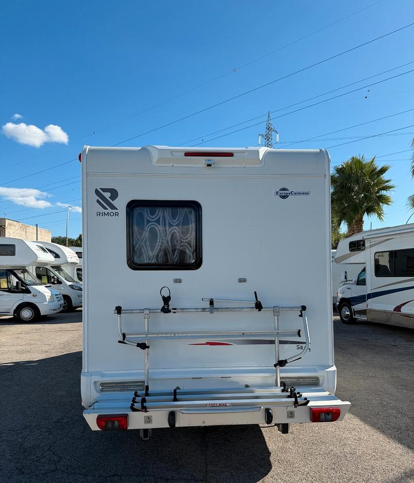 Rimor SEAL 3 - Autocamper med alkove: billede 5 Rimor SEAL 3 - Autocamper med alkove: billede 5