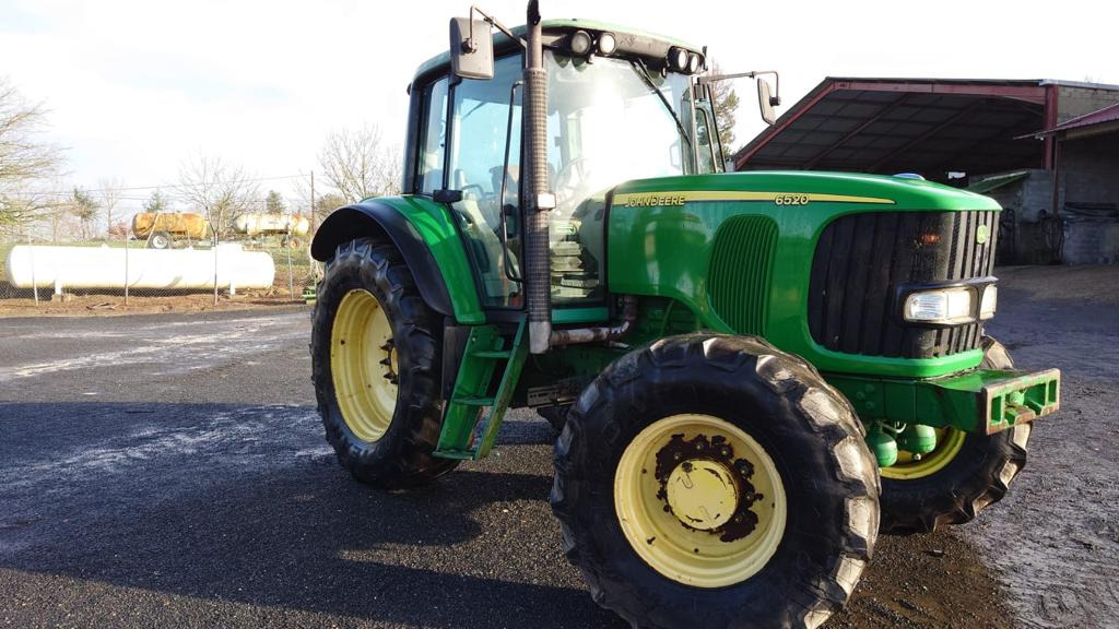 JOHN DEERE 6520 - Landbrugsmaskine: billede 5 JOHN DEERE 6520 - Landbrugsmaskine: billede 5