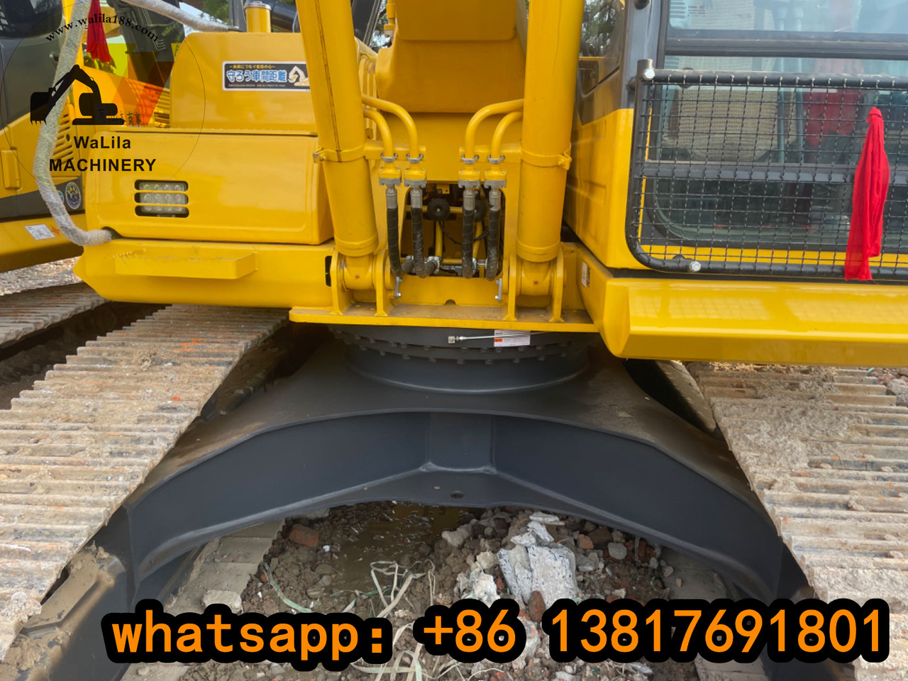 KOMATSU PC200-8 - Bæltegravemaskine: billede 4 KOMATSU PC200-8 - Bæltegravemaskine: billede 4