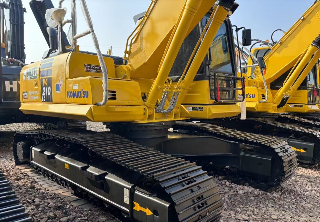 Komatsu PC 210 LC-8 - Bæltegravemaskine: billede 2 Komatsu PC 210 LC-8 - Bæltegravemaskine: billede 2