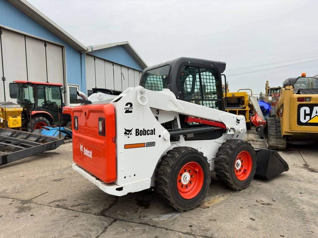 Bobcat S 550 - Skridstyret minilæsser: billede 2 Bobcat S 550 - Skridstyret minilæsser: billede 2