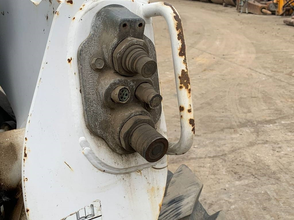 Bobcat S 740 - Skridstyret minilæsser: billede 5 Bobcat S 740 - Skridstyret minilæsser: billede 5