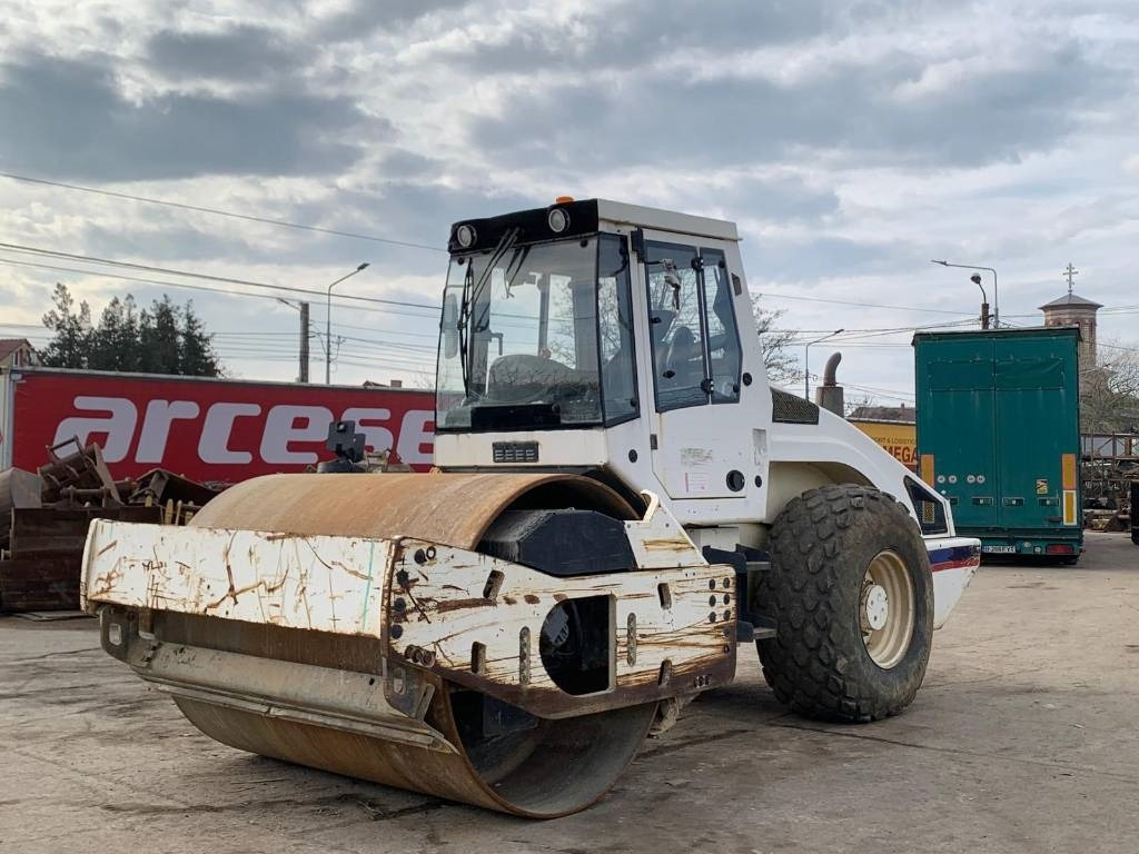 Bomag BW 213 D H-4 - Kompaktor: billede 4 Bomag BW 213 D H-4 - Kompaktor: billede 4