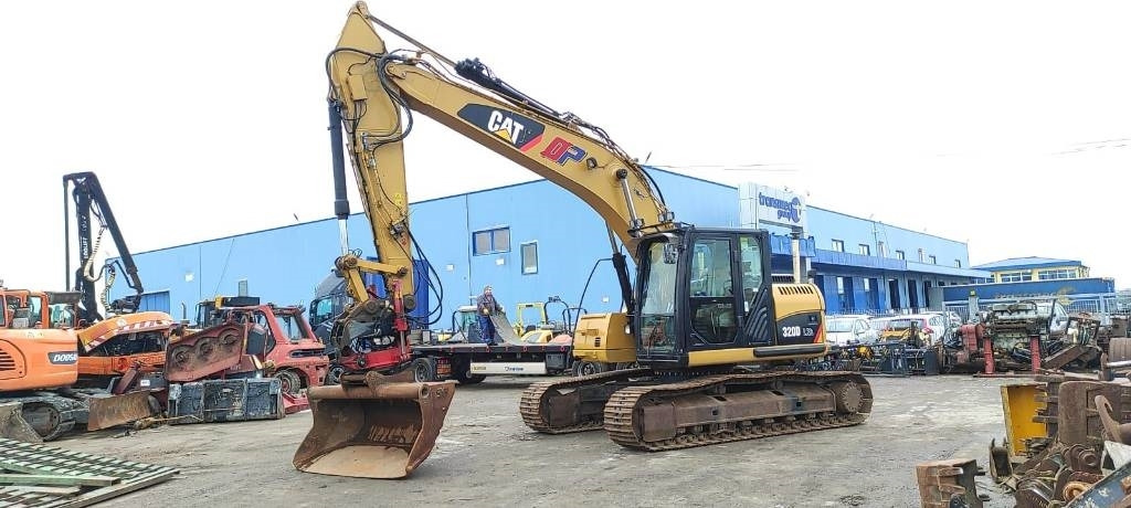 CAT 320 D - Bæltegravemaskine: billede 1 CAT 320 D - Bæltegravemaskine: billede 1