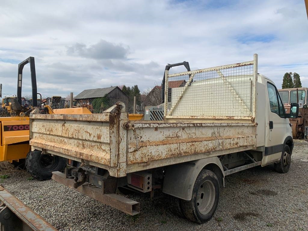 Iveco 35.10 - Ladbil med tip: billede 3 Iveco 35.10 - Ladbil med tip: billede 3