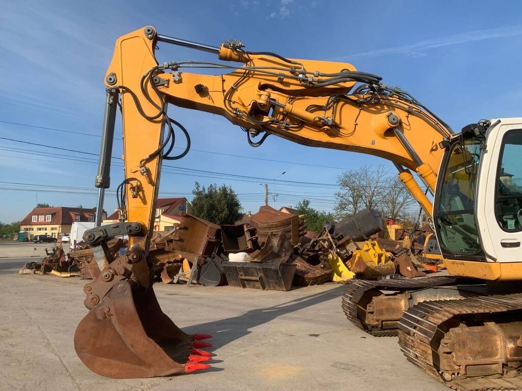 Liebherr R 906 LC Liebherr R 906 LC - Bæltegravemaskine: billede 4 Liebherr R 906 LC Liebherr R 906 LC - Bæltegravemaskine: billede 4