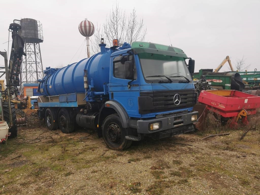 Mercedes-Benz 2426  - Slamsugemaskine: billede 1 Mercedes-Benz 2426  - Slamsugemaskine: billede 1