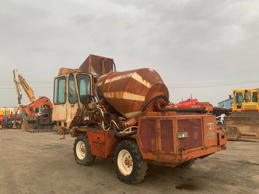 Messersi P2-R4 - Betonbil: billede 4 Messersi P2-R4 - Betonbil: billede 4