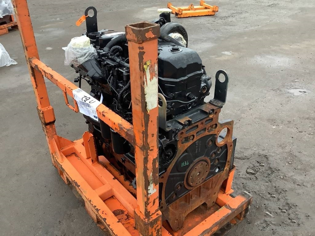 New Holland F4DFE613J*A0002 - Motor for Entreprenørmaskin: billede 4 New Holland F4DFE613J*A0002 - Motor for Entreprenørmaskin: billede 4