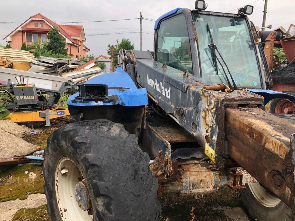 Teleskop truck New Holland LM 435-410 FOR PARTS: billede 7