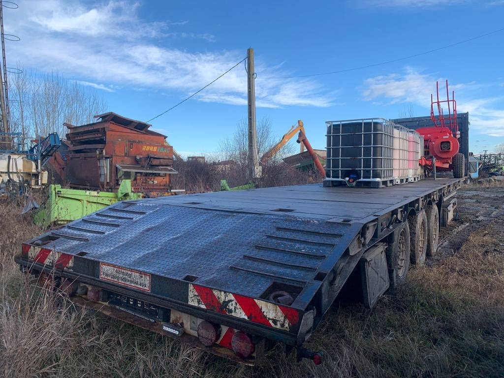 Schmitz S 01 - Nedbygget platform sættevogn: billede 1 Schmitz S 01 - Nedbygget platform sættevogn: billede 1