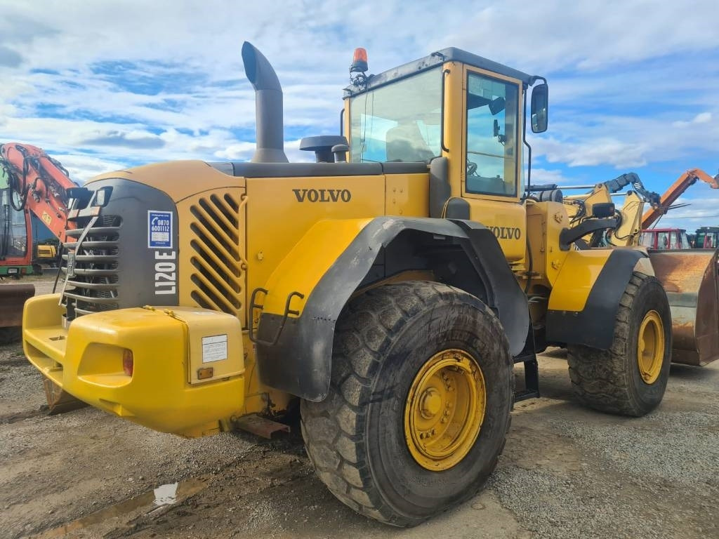 Volvo L 120 E - Gummihjulslæsser: billede 5 Volvo L 120 E - Gummihjulslæsser: billede 5