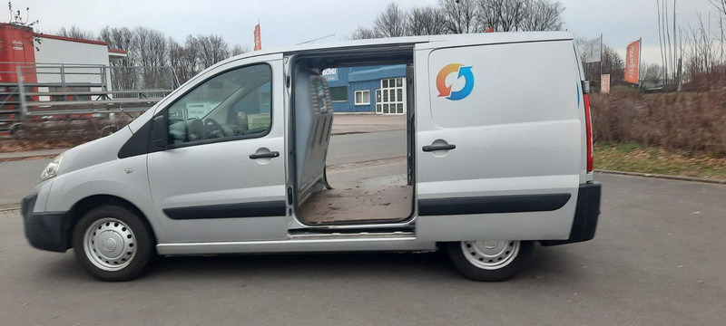 Fiat Scudo Klima 2xSchiebetür - Små varebil: billede 3 Fiat Scudo Klima 2xSchiebetür - Små varebil: billede 3