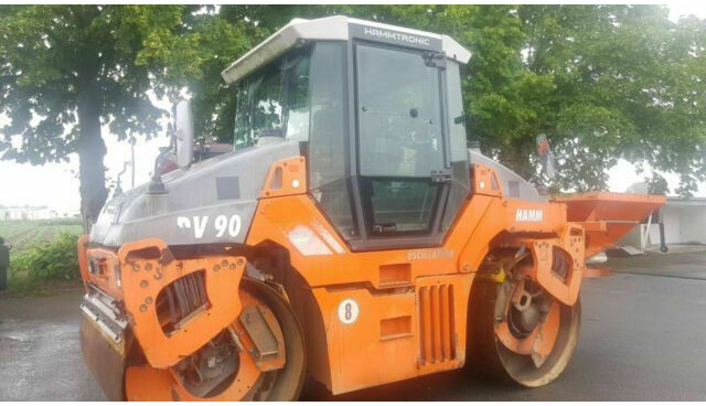 Hamm DV90 VO mit Streuer Klima Deutsche Maschine - Vejtromle: billede 1 Hamm DV90 VO mit Streuer Klima Deutsche Maschine - Vejtromle: billede 1