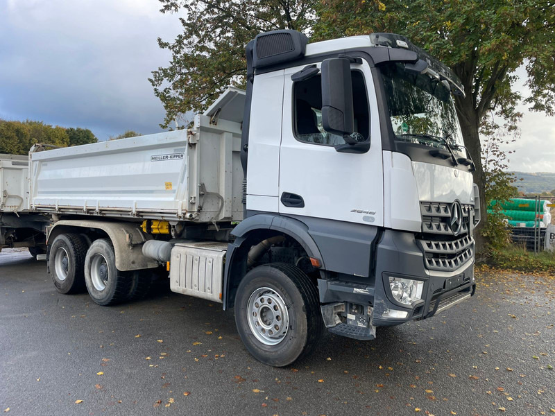 Mercedes-Benz 2648 3348 - Tipvogn lastbil: billede 4 Mercedes-Benz 2648 3348 - Tipvogn lastbil: billede 4