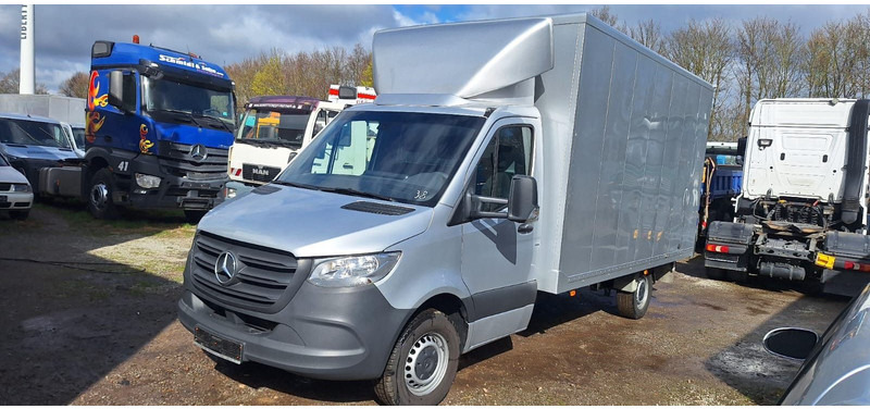 Mercedes-Benz 315 317 319 Sprinter III Koffer - Varebil med kasse: billede 2 Mercedes-Benz 315 317 319 Sprinter III Koffer - Varebil med kasse: billede 2