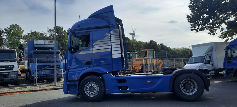 Mercedes-Benz 1845LS Actros 4x2 SZM Voll. StreamSpace - Trækker: billede 4 Mercedes-Benz 1845LS Actros 4x2 SZM Voll. StreamSpace - Trækker: billede 4