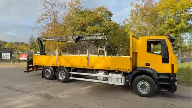 Lastbil med lad 2016 Iveco Stralis 310 Brick Grab Truck: billede 10